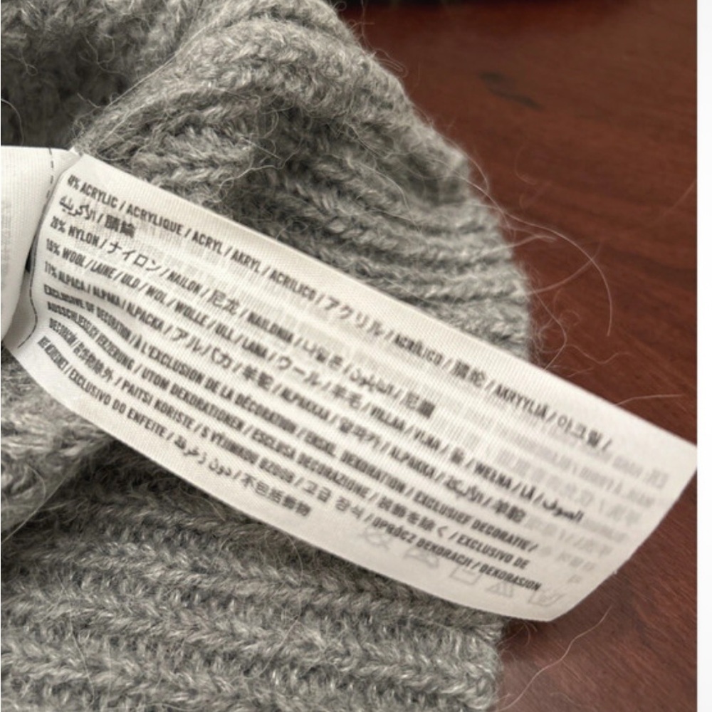 Abercrombie & Fitch Gray Textured Women's Sweater - Picture 6 of 10